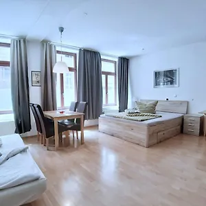 Apartment Zentrum Süd