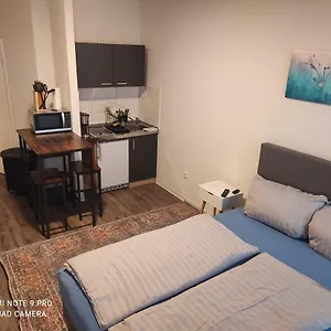  Apartment Lisanne